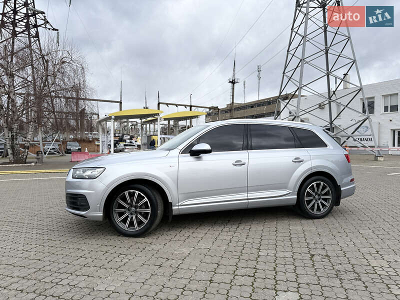 Внедорожник / Кроссовер Audi Q7 2016 в Черновцах фото 112 Внедорожник / Кроссовер Audi Q7 2016 в Черновцах