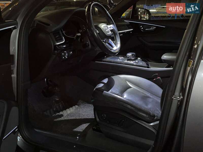 Внедорожник / Кроссовер Audi Q7 2017 в Киеве фото 7 Внедорожник / Кроссовер Audi Q7 2017 в Киеве