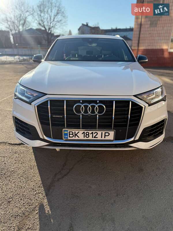 Внедорожник / Кроссовер Audi Q7 2020 в Ровно фото 2 Внедорожник / Кроссовер Audi Q7 2020 в Ровно