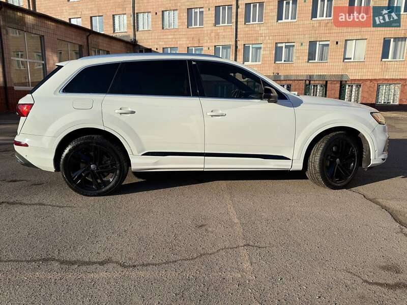 Внедорожник / Кроссовер Audi Q7 2020 в Ровно фото 11 Внедорожник / Кроссовер Audi Q7 2020 в Ровно