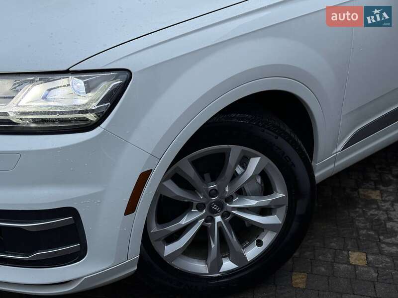 Внедорожник / Кроссовер Audi Q7 2018 в Стрые