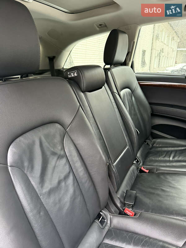 Внедорожник / Кроссовер Audi Q7 2014 в Киеве