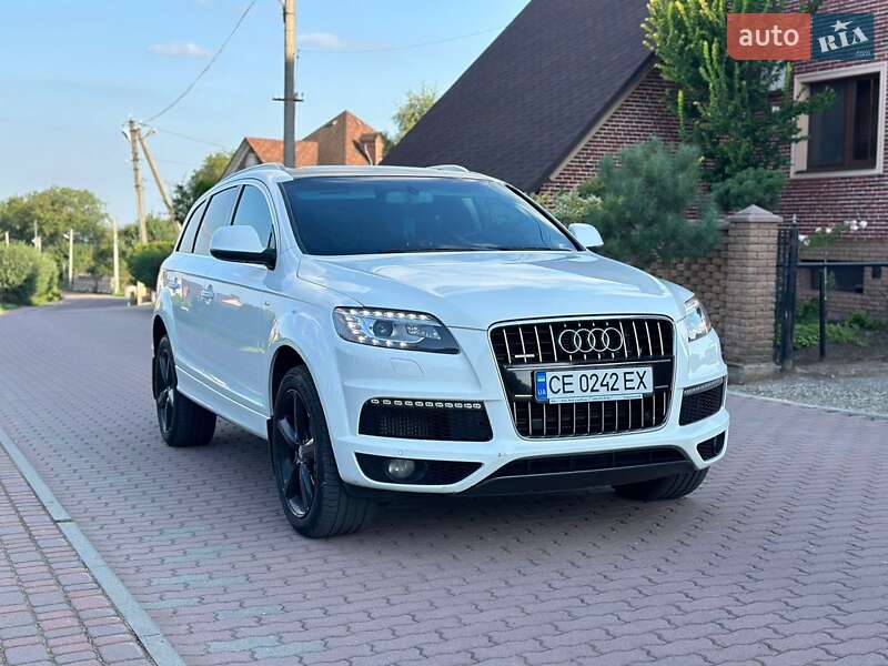 Внедорожник / Кроссовер Audi Q7 2010 в Черновцах