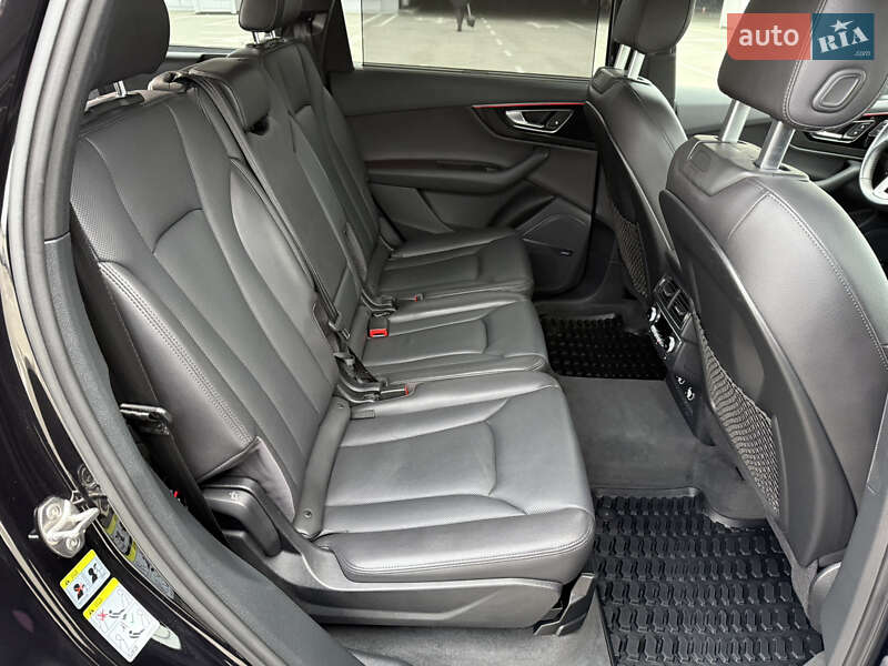 Внедорожник / Кроссовер Audi Q7 2017 в Киеве фото 28 Внедорожник / Кроссовер Audi Q7 2017 в Киеве