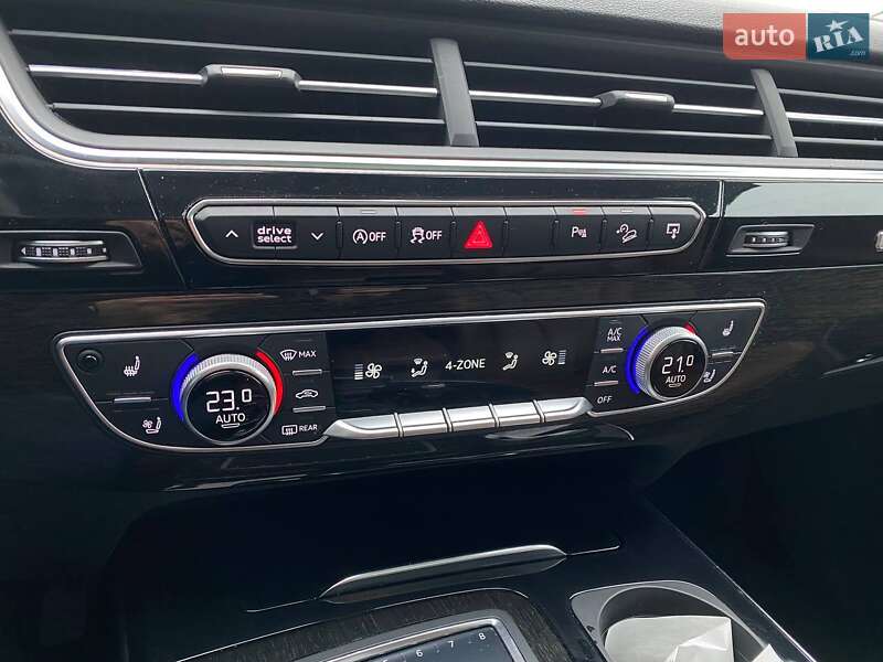 Позашляховик / Кросовер Audi Q7 2016 в Львові фото 18 Позашляховик / Кросовер Audi Q7 2016 в Львові