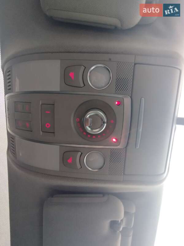 Внедорожник / Кроссовер Audi Q7 2012 в Киеве