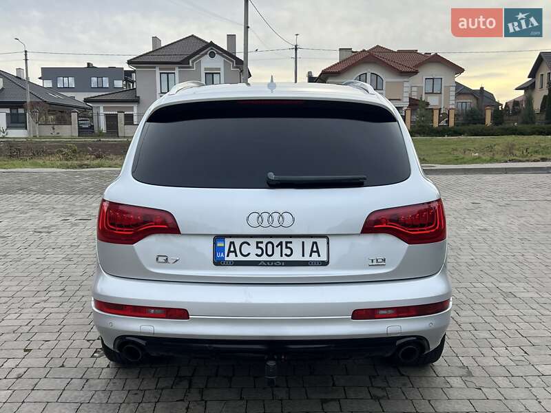 Внедорожник / Кроссовер Audi Q7 2011 в Ровно