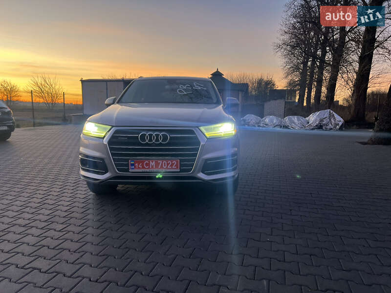 Внедорожник / Кроссовер Audi Q7 2016 в Тернополе