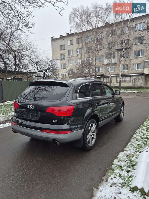 Внедорожник / Кроссовер Audi Q7 2009 в Черкассах