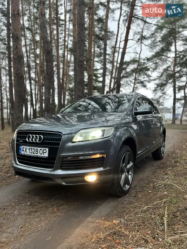 Audi Q7