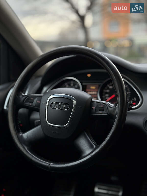 Внедорожник / Кроссовер Audi Q7 2007 в Ивано-Франковске