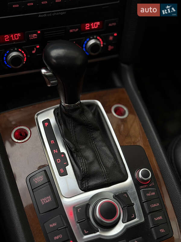 Внедорожник / Кроссовер Audi Q7 2007 в Ивано-Франковске