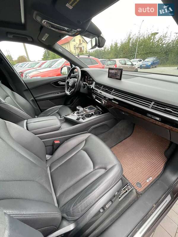 Внедорожник / Кроссовер Audi Q7 2016 в Львове фото 39 Внедорожник / Кроссовер Audi Q7 2016 в Львове