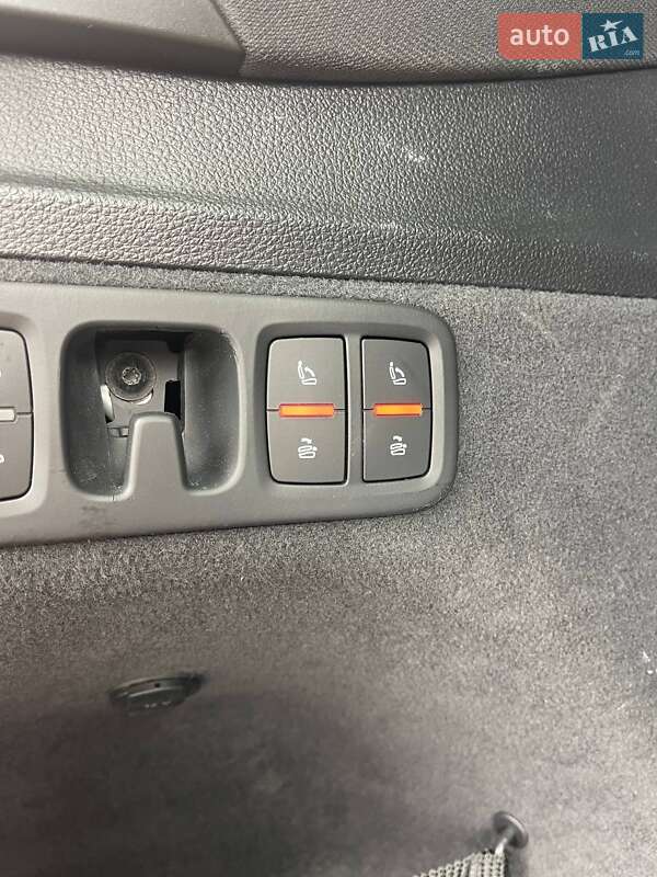 Внедорожник / Кроссовер Audi Q7 2016 в Львове фото 44 Внедорожник / Кроссовер Audi Q7 2016 в Львове