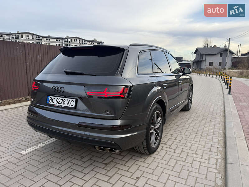 Внедорожник / Кроссовер Audi Q7 2017 в Львове