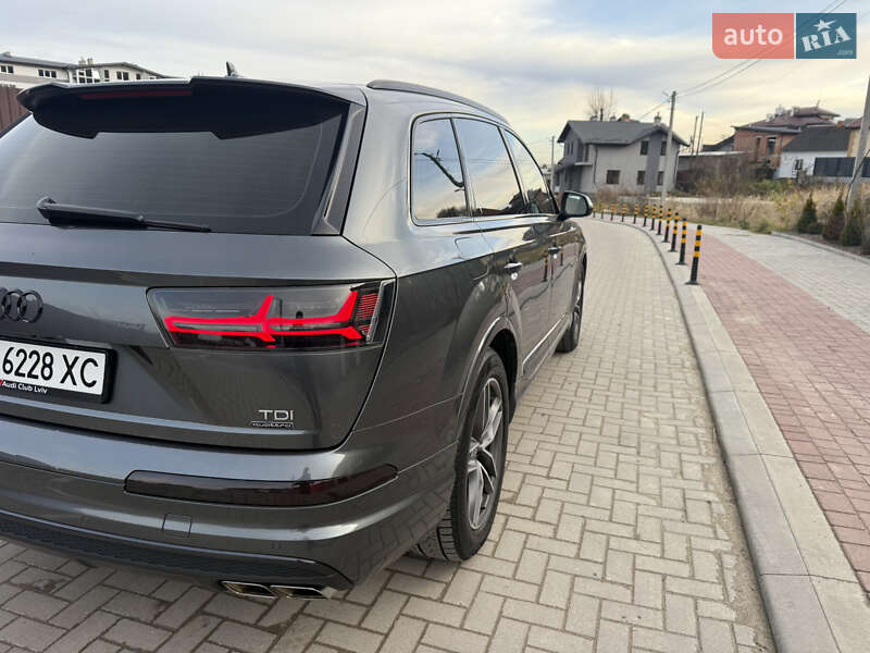 Внедорожник / Кроссовер Audi Q7 2017 в Львове