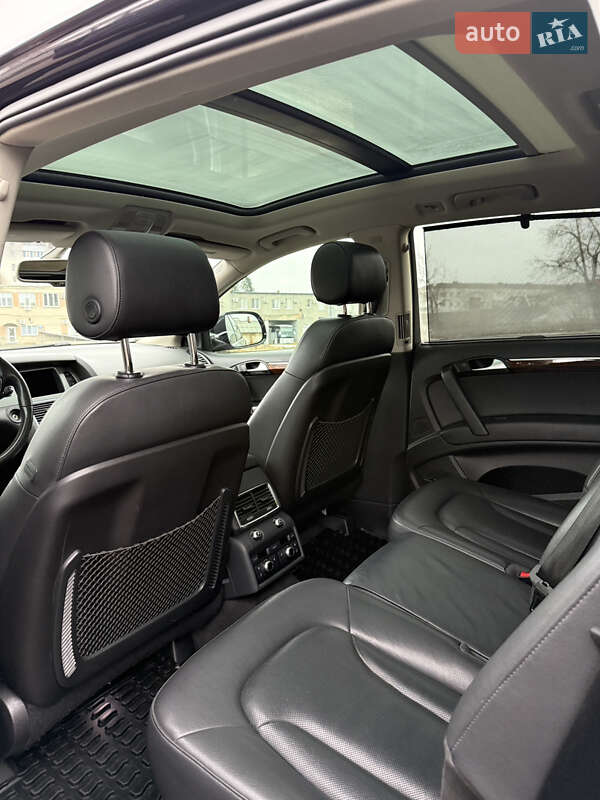 Внедорожник / Кроссовер Audi Q7 2012 в Владимире