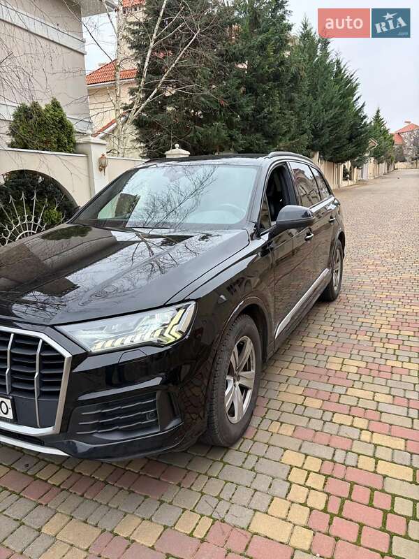 Внедорожник / Кроссовер Audi Q7 2021 в Одессе
