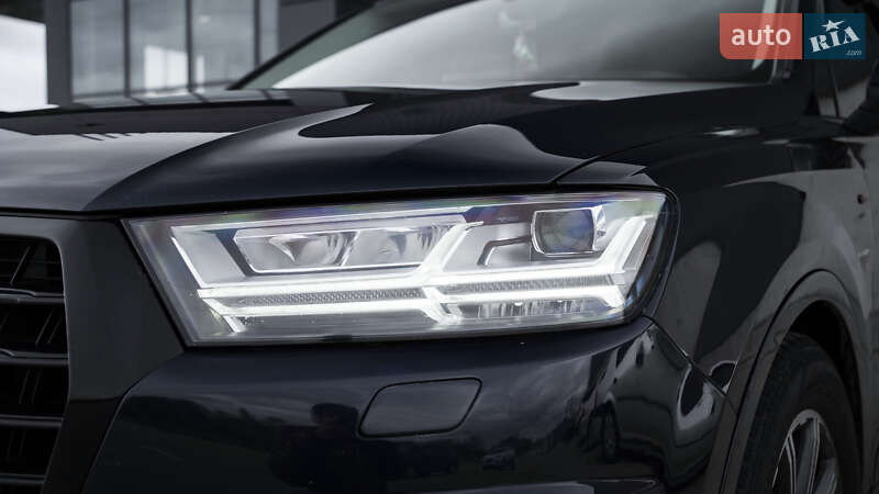 Внедорожник / Кроссовер Audi Q7 2017 в Киеве