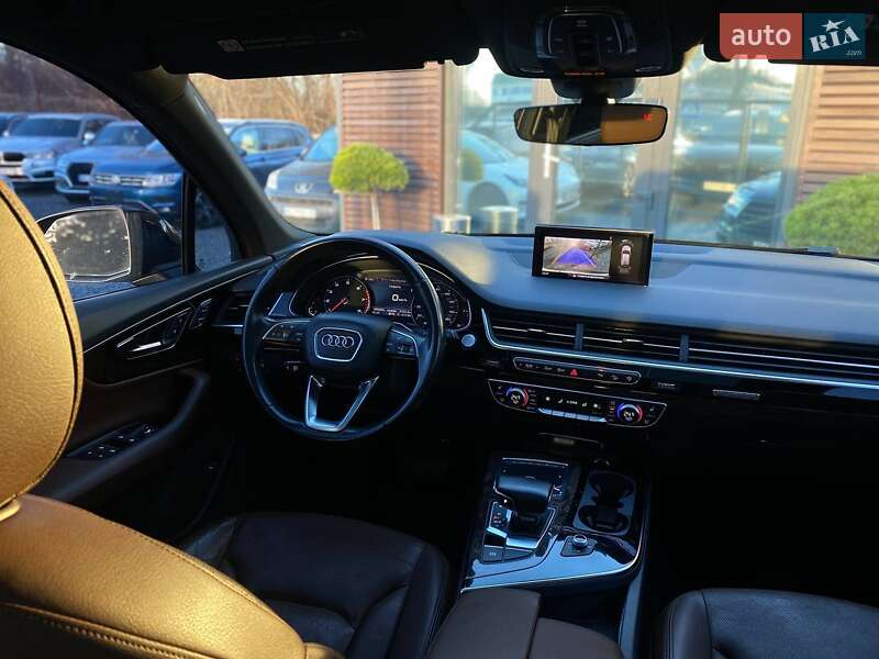 Внедорожник / Кроссовер Audi Q7 2016 в Львове