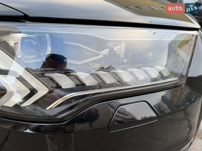 Внедорожник / Кроссовер Audi Q7 2020 в Киеве фото 7 Внедорожник / Кроссовер Audi Q7 2020 в Киеве