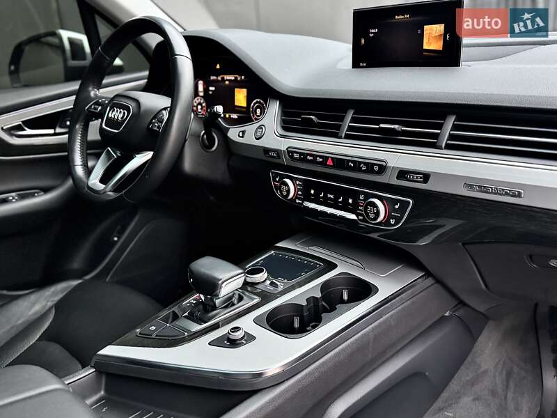 Внедорожник / Кроссовер Audi Q7 2017 в Киеве фото 44 Внедорожник / Кроссовер Audi Q7 2017 в Киеве