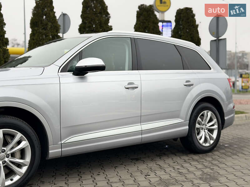 Внедорожник / Кроссовер Audi Q7 2018 в Киеве фото 13 Внедорожник / Кроссовер Audi Q7 2018 в Киеве