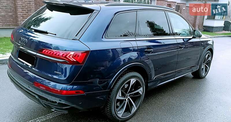 Внедорожник / Кроссовер Audi Q7 2022 в Киеве фото 6 Внедорожник / Кроссовер Audi Q7 2022 в Киеве