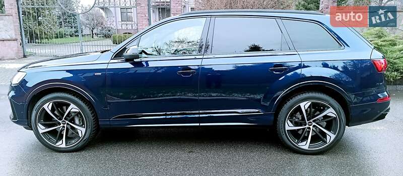 Внедорожник / Кроссовер Audi Q7 2022 в Киеве фото 11 Внедорожник / Кроссовер Audi Q7 2022 в Киеве
