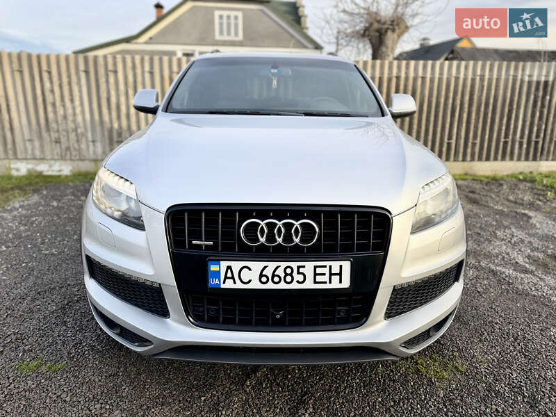 Внедорожник / Кроссовер Audi Q7 2012 в Владимире