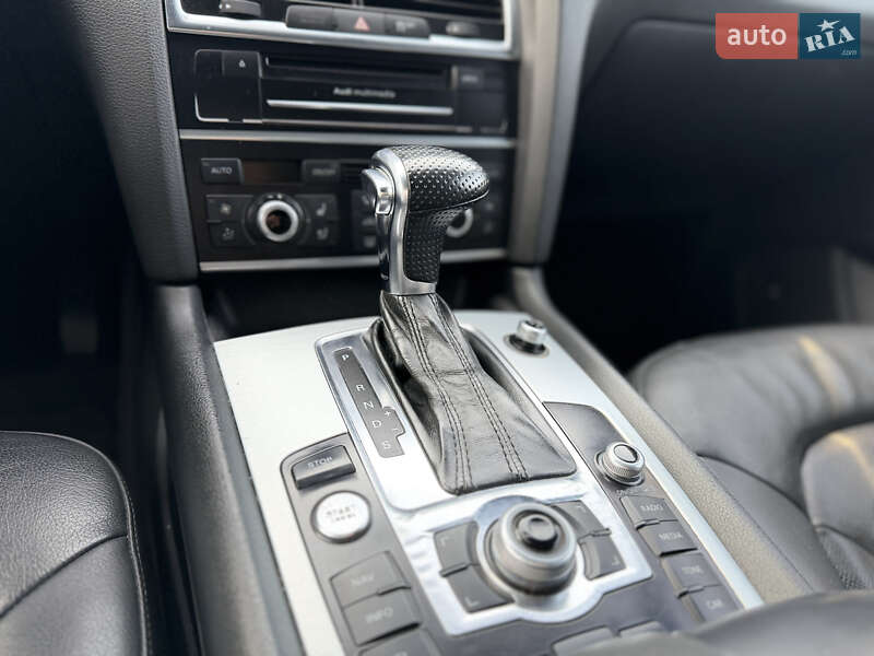 Внедорожник / Кроссовер Audi Q7 2012 в Владимире