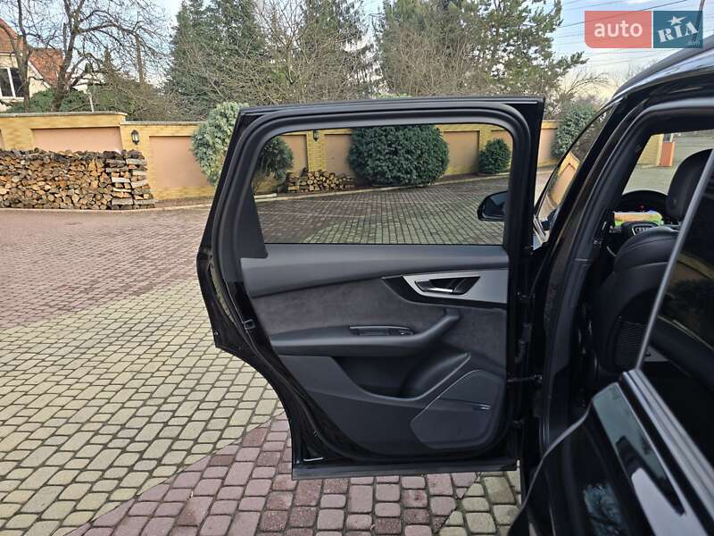 Внедорожник / Кроссовер Audi Q7 2018 в Мукачево фото 54 Внедорожник / Кроссовер Audi Q7 2018 в Мукачево