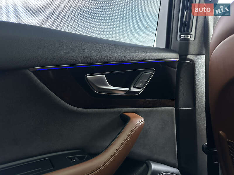 Внедорожник / Кроссовер Audi Q7 2017 в Сарнах