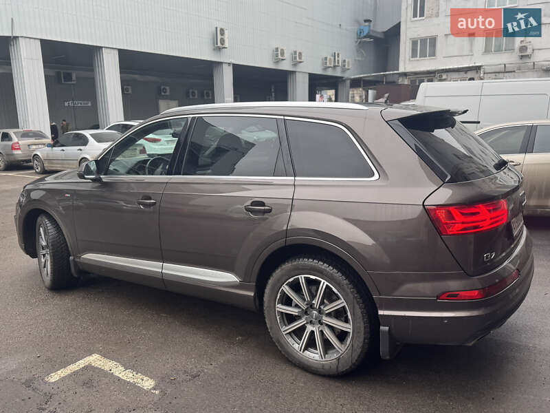 Внедорожник / Кроссовер Audi Q7 2017 в Полтаве фото 4 Внедорожник / Кроссовер Audi Q7 2017 в Полтаве