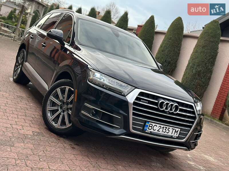 Внедорожник / Кроссовер Audi Q7 2017 в Стрые