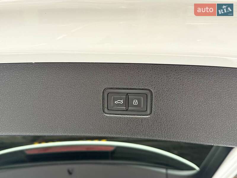 Внедорожник / Кроссовер Audi Q7 2016 в Киеве фото 11 Внедорожник / Кроссовер Audi Q7 2016 в Киеве