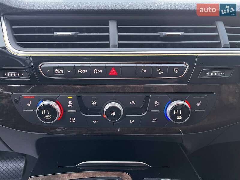 Внедорожник / Кроссовер Audi Q7 2016 в Львове фото 12 Внедорожник / Кроссовер Audi Q7 2016 в Львове