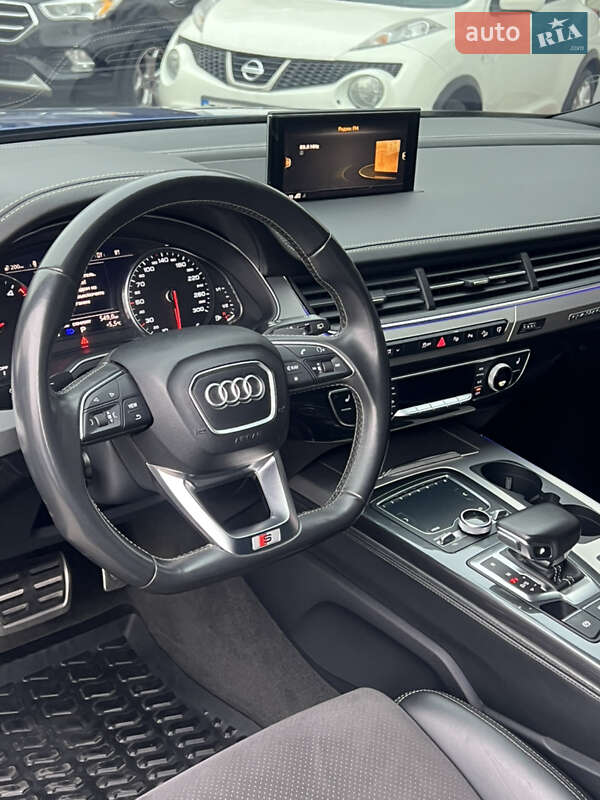 Позашляховик / Кросовер Audi Q7 2016 в Одесі