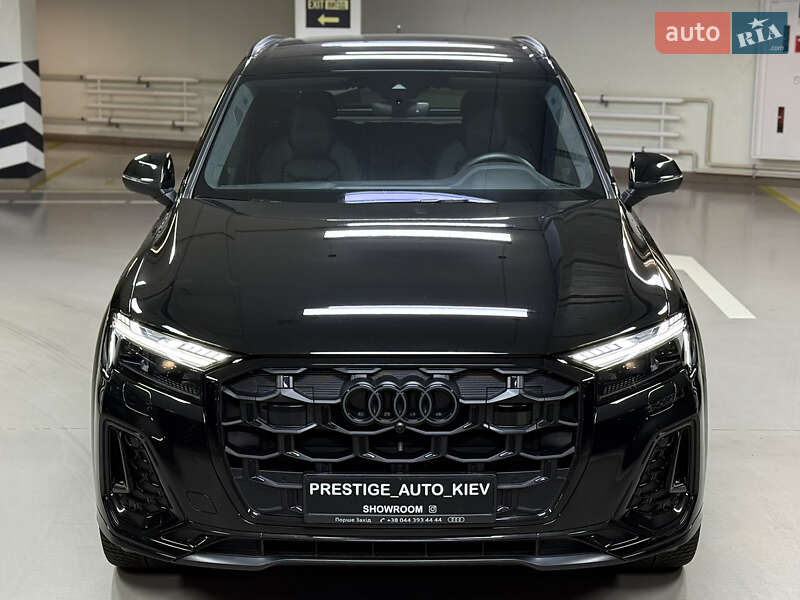 Внедорожник / Кроссовер Audi Q7 2024 в Киеве