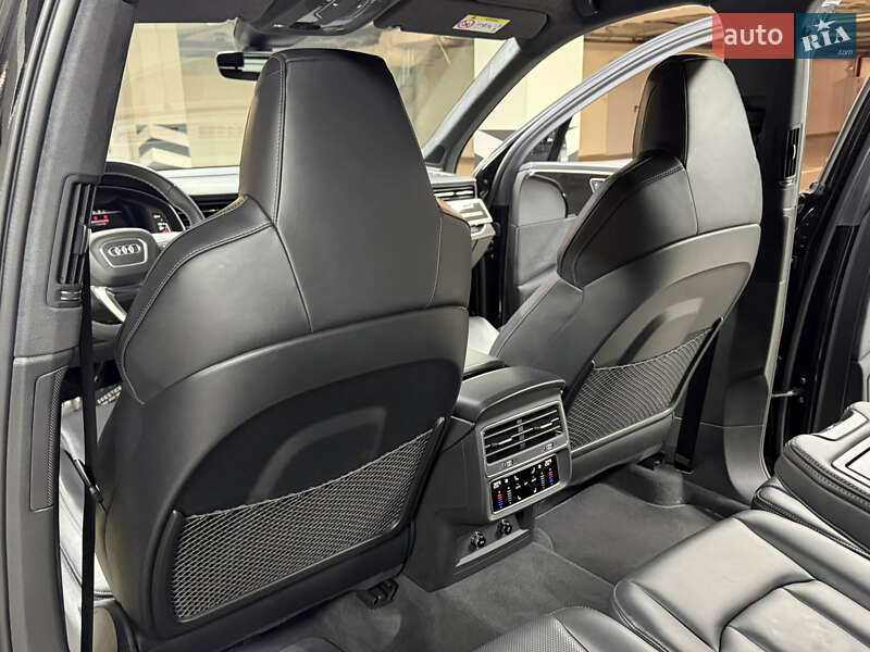 Внедорожник / Кроссовер Audi Q7 2024 в Киеве