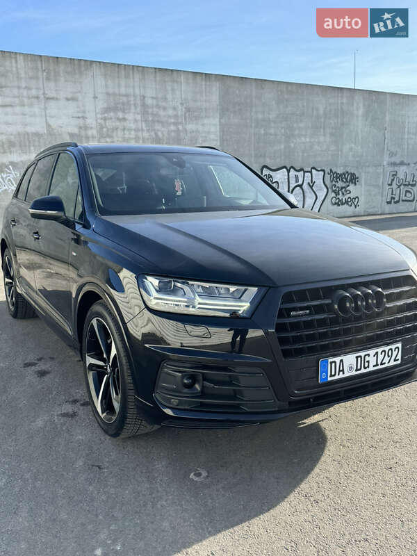 Внедорожник / Кроссовер Audi Q7 2018 в Львове