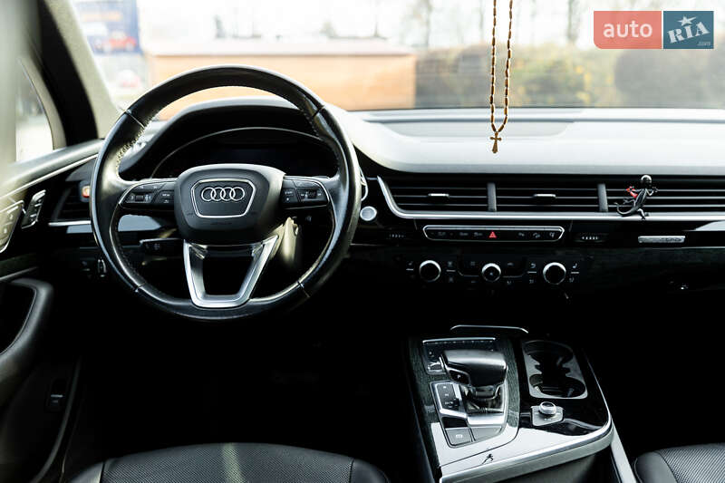 Внедорожник / Кроссовер Audi Q7 2017 в Тернополе