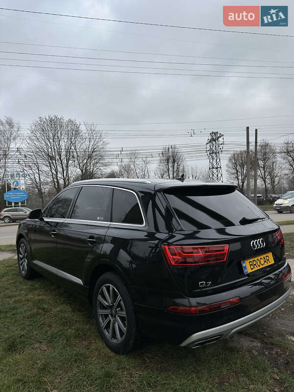 Внедорожник / Кроссовер Audi Q7 2019 в Луцке