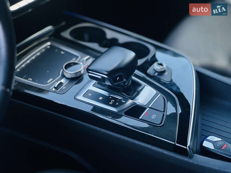 Внедорожник / Кроссовер Audi Q7 2017 в Ковеле