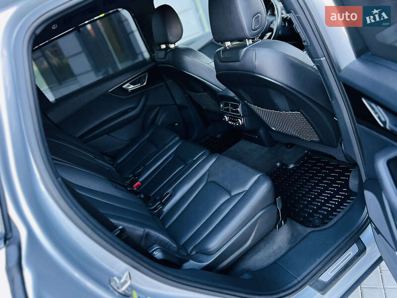 Внедорожник / Кроссовер Audi Q7 2017 в Ковеле