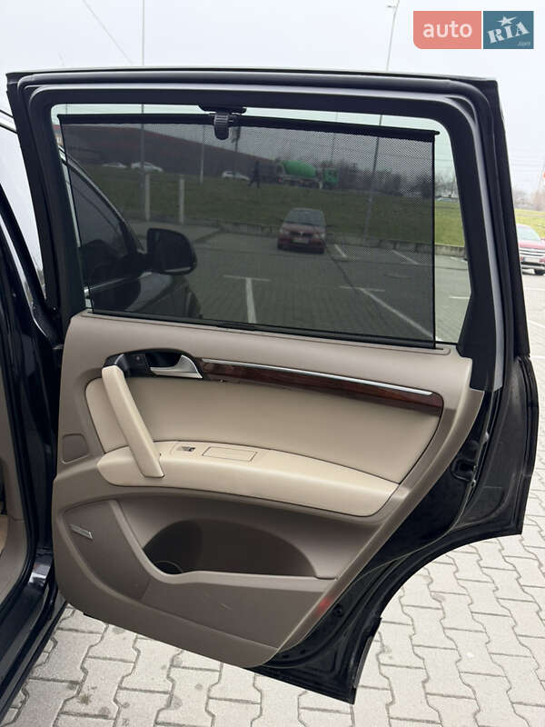 Внедорожник / Кроссовер Audi Q7 2011 в Киеве