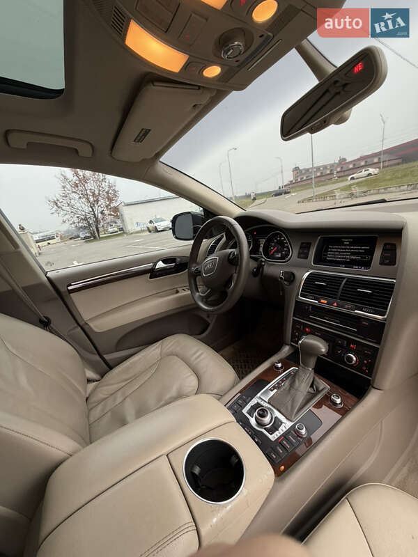 Внедорожник / Кроссовер Audi Q7 2011 в Киеве