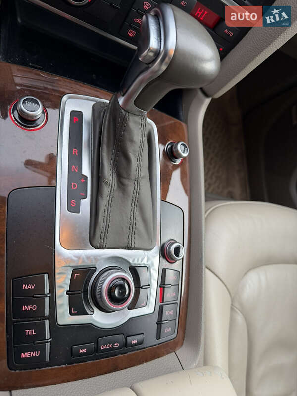 Внедорожник / Кроссовер Audi Q7 2011 в Киеве