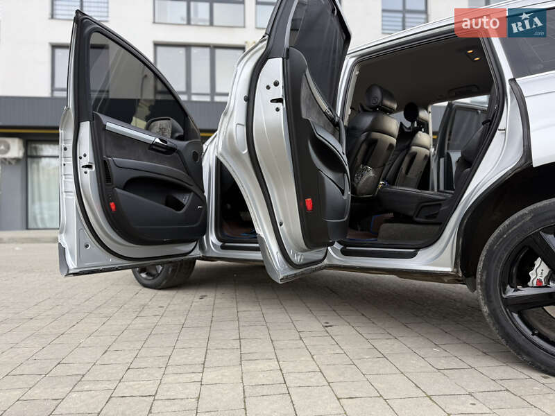 Внедорожник / Кроссовер Audi Q7 2006 в Новояворовске