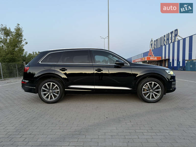 Внедорожник / Кроссовер Audi Q7 2016 в Дубно фото 4 Внедорожник / Кроссовер Audi Q7 2016 в Дубно